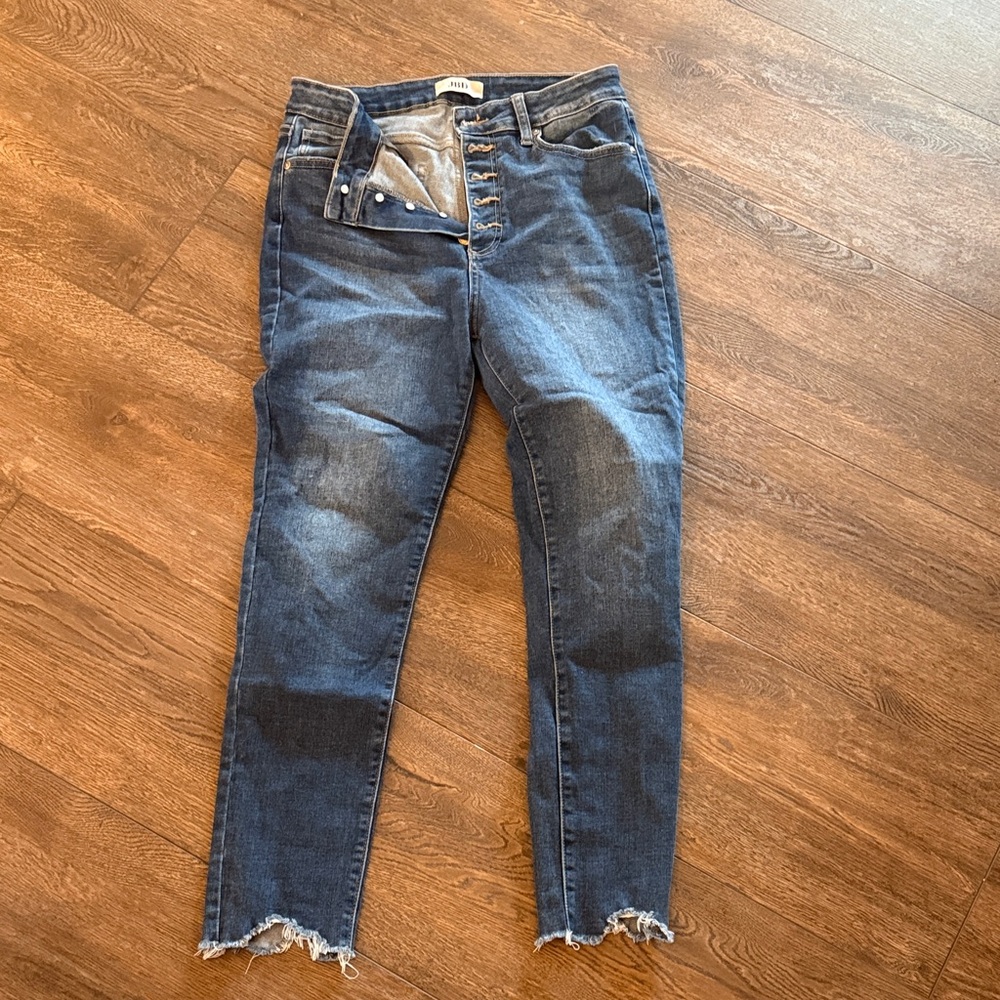 Classic Blue Ankle Jeans for Women